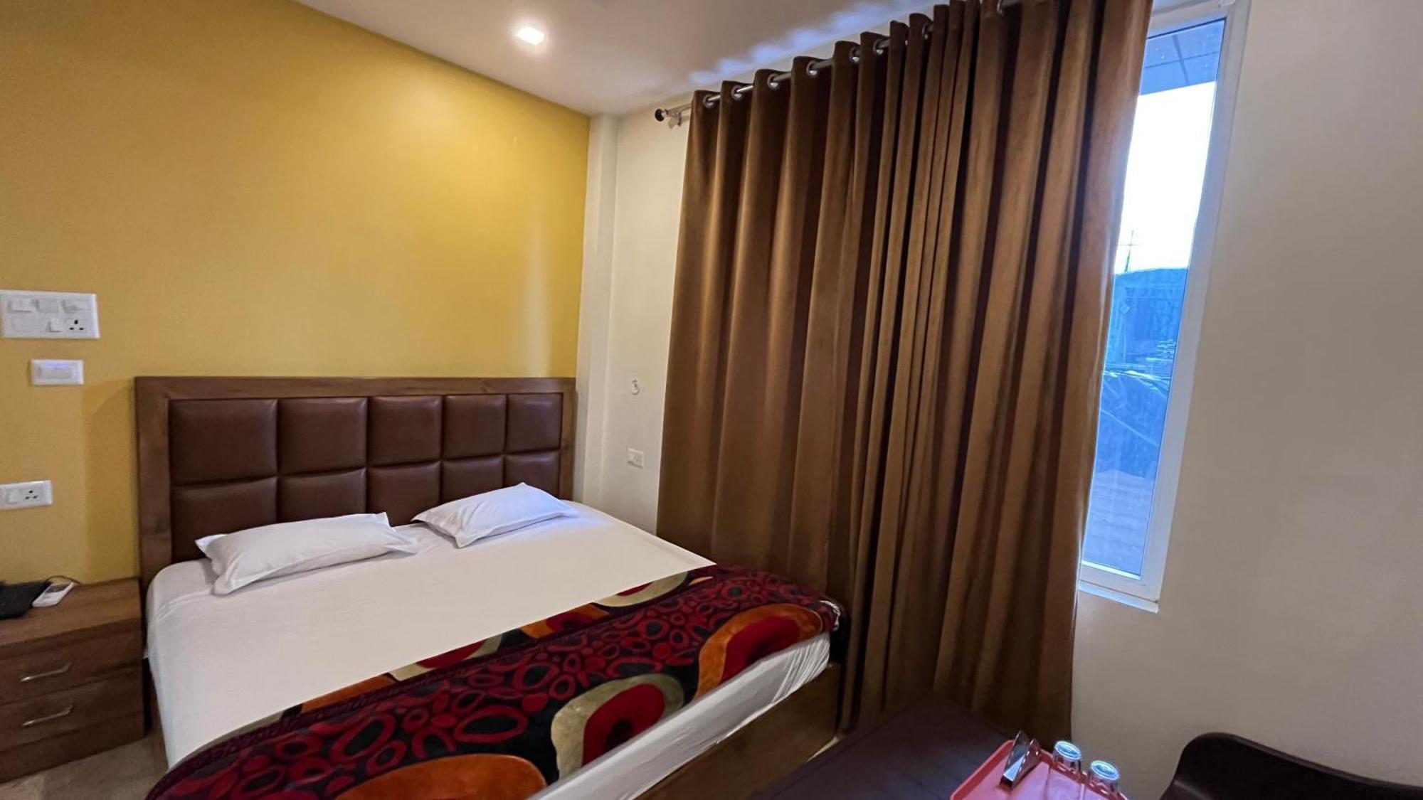 Maharastra Bhavan Atithi Grah Naimisharanya Ngoại thất bức ảnh