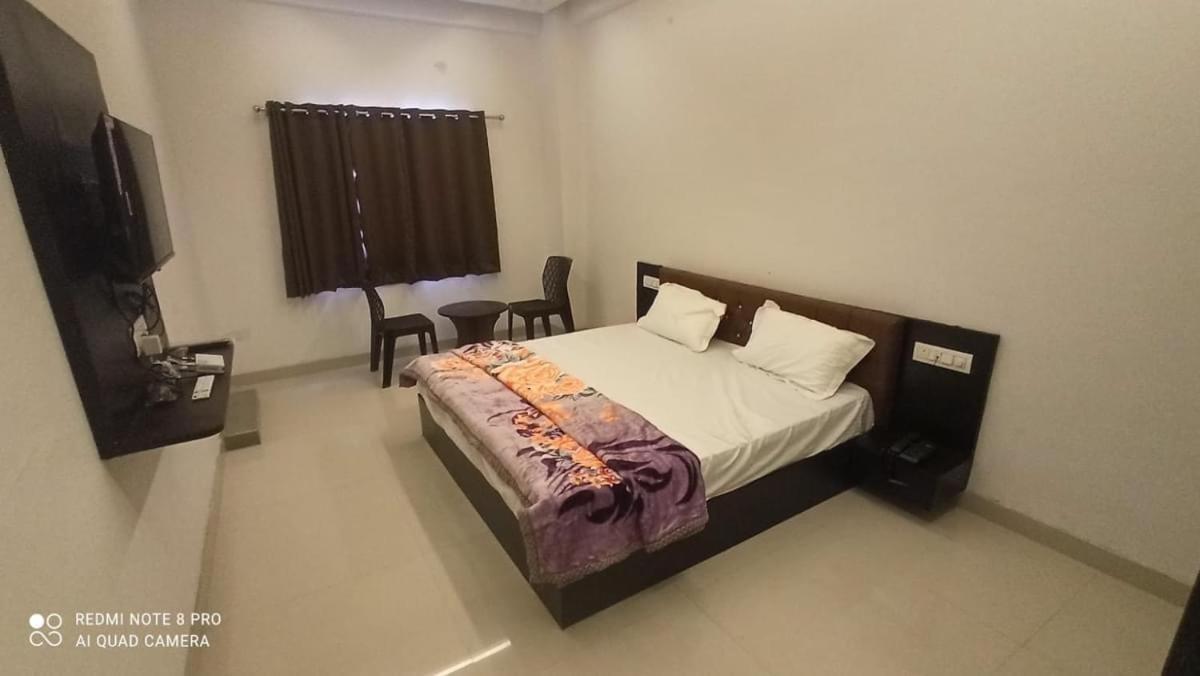 Maharastra Bhavan Atithi Grah Naimisharanya Ngoại thất bức ảnh