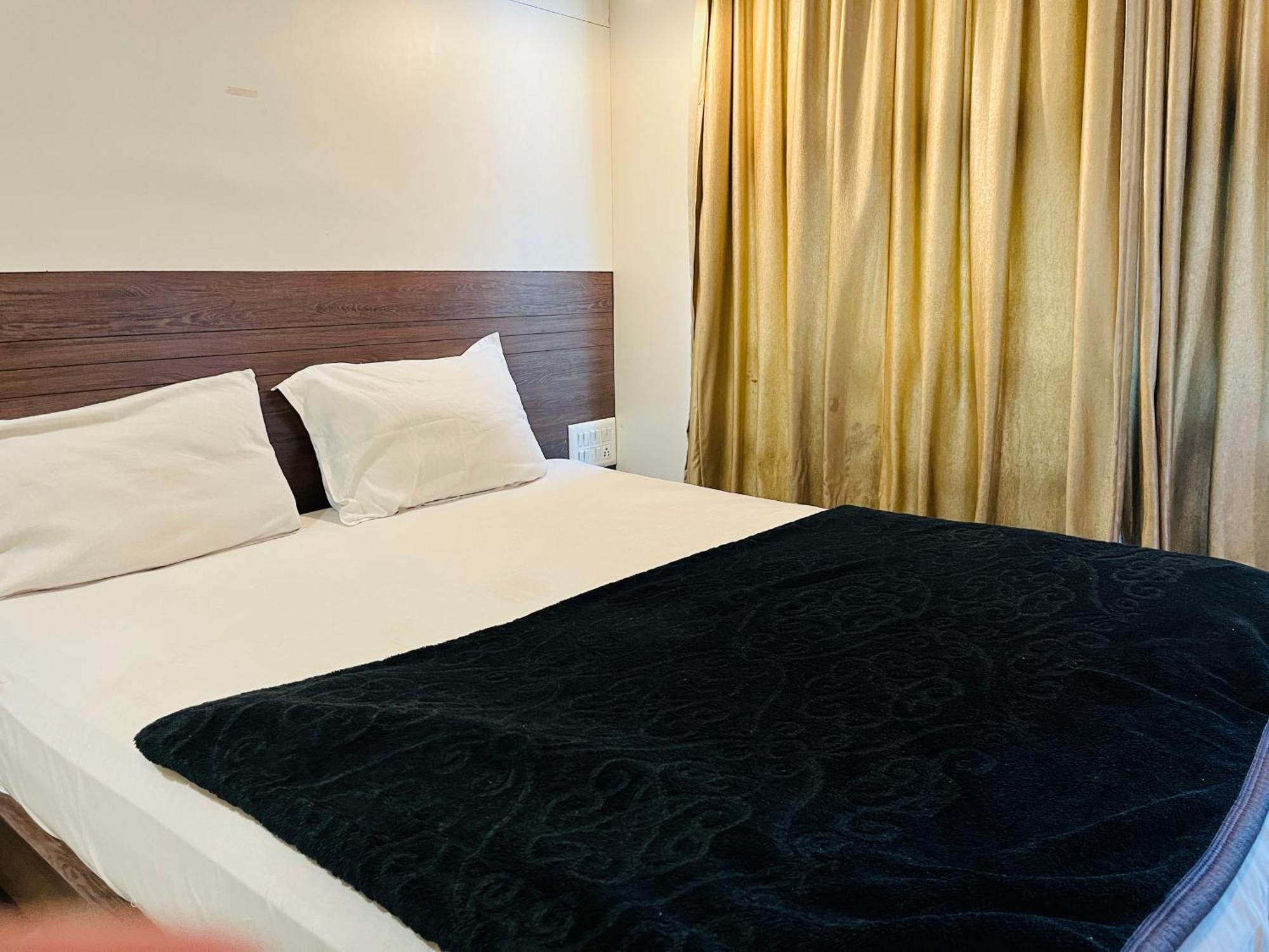 Maharastra Bhavan Atithi Grah Naimisharanya Ngoại thất bức ảnh